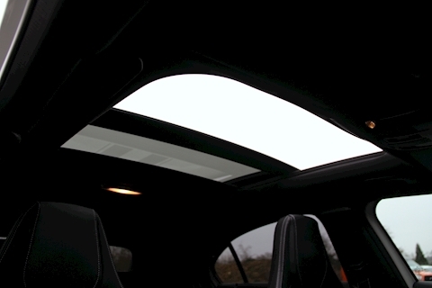 A250 AMG WhiteArt Edition (Premium) 2.0 DCT