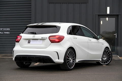 A250 AMG WhiteArt Edition (Premium) 2.0 DCT