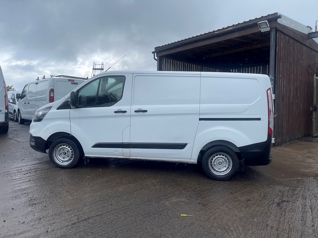 Used 2019 Ford Transit Custom 300 EcoBlue For Sale (U748) | Falkirk Van ...