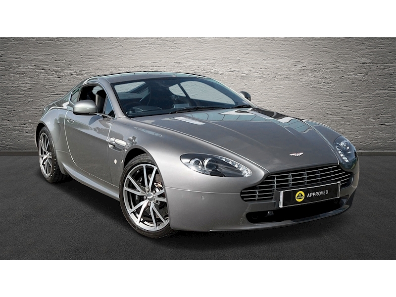 V8 N420 Coupe 4.7 Manual Petrol