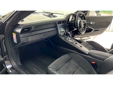 T 991 Carrera 4 GTS Coupe 3.0 Automatic Petrol