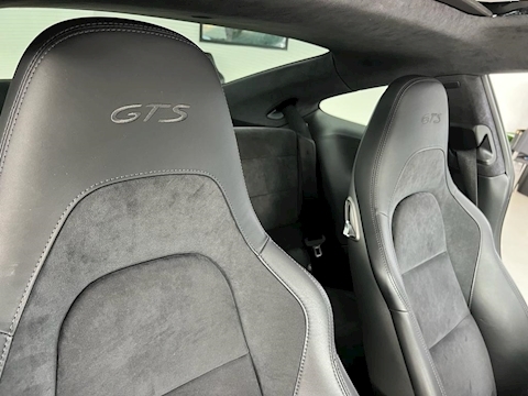T 991 Carrera 4 GTS Coupe 3.0 Automatic Petrol