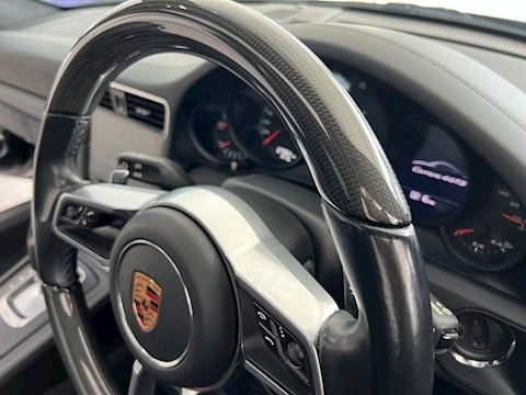 T 991 Carrera 4 GTS Coupe 3.0 Automatic Petrol