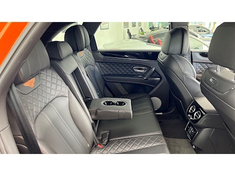 4.0 V8 SUV 5dr Petrol Auto 4WD Euro 6 (s/s) (550 ps)