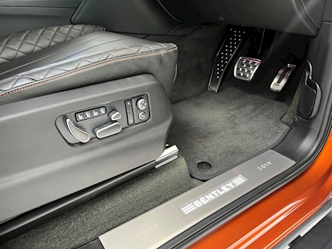 4.0 V8 SUV 5dr Petrol Auto 4WD Euro 6 (s/s) (550 ps)