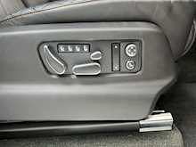 BENTLEY BENTAYGA V8 FINISHED IN ORANGE FLAME