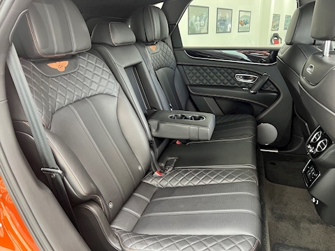 4.0 V8 SUV 5dr Petrol Auto 4WD Euro 6 (s/s) (550 ps)