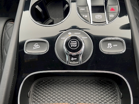 4.0 V8 SUV 5dr Petrol Auto 4WD Euro 6 (s/s) (550 ps)