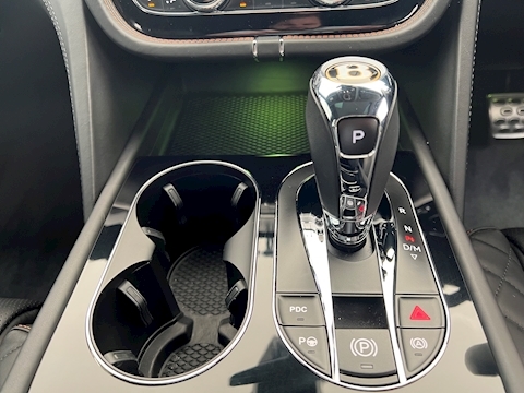 4.0 V8 SUV 5dr Petrol Auto 4WD Euro 6 (s/s) (550 ps)