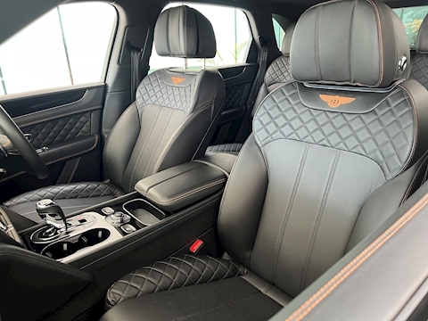 4.0 V8 SUV 5dr Petrol Auto 4WD Euro 6 (s/s) (550 ps)