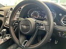 BENTLEY BENTAYGA V8 FINISHED IN ORANGE FLAME