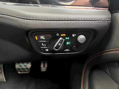 4.0 V8 SUV 5dr Petrol Auto 4WD Euro 6 (s/s) (550 ps)