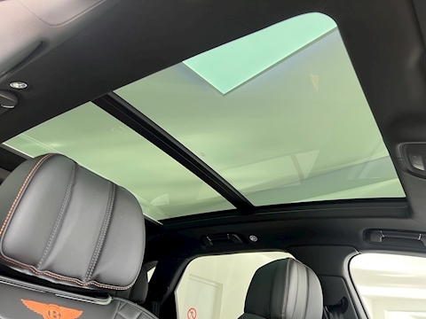 4.0 V8 SUV 5dr Petrol Auto 4WD Euro 6 (s/s) (550 ps)