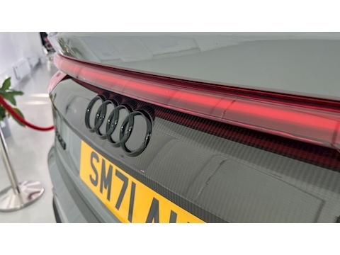 4.0 TFSI V8 Carbon Black SUV 5dr Petrol Tiptronic quattro Euro 6 (s/s) (600 ps)