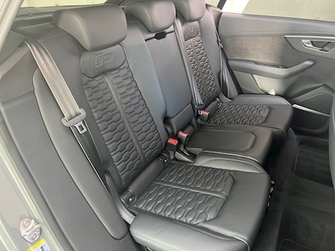 4.0 TFSI V8 Carbon Black SUV 5dr Petrol Tiptronic quattro Euro 6 (s/s) (600 ps)