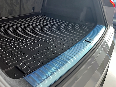 4.0 TFSI V8 Carbon Black SUV 5dr Petrol Tiptronic quattro Euro 6 (s/s) (600 ps)