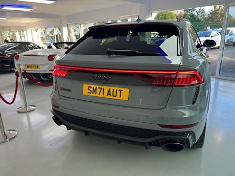 4.0 TFSI V8 Carbon Black SUV 5dr Petrol Tiptronic quattro Euro 6 (s/s) (600 ps)