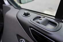 Ford Transit Custom 320 EcoBlue Limited VHR