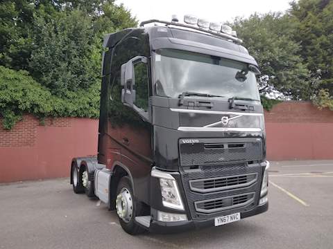 500 bhp GLOBETROTTER 6x2 PUSHER