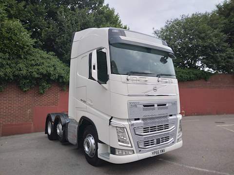 FH500bhp 6x2 Pusher Globetrotter Cab