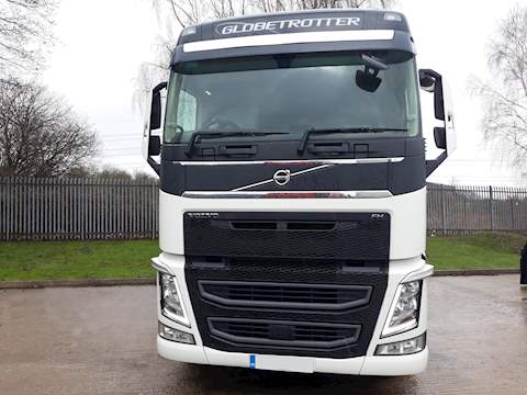 500 GT 3900mm 6x2 + Adaptive Cruise Control