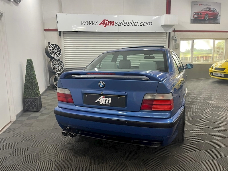 BMW 3.2i Evolution Saloon 4dr Petrol Manual (267 g/km, 321 bhp)