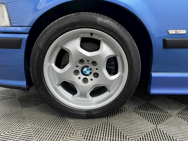 BMW 3.2i Evolution Saloon 4dr Petrol Manual (267 g/km, 321 bhp)