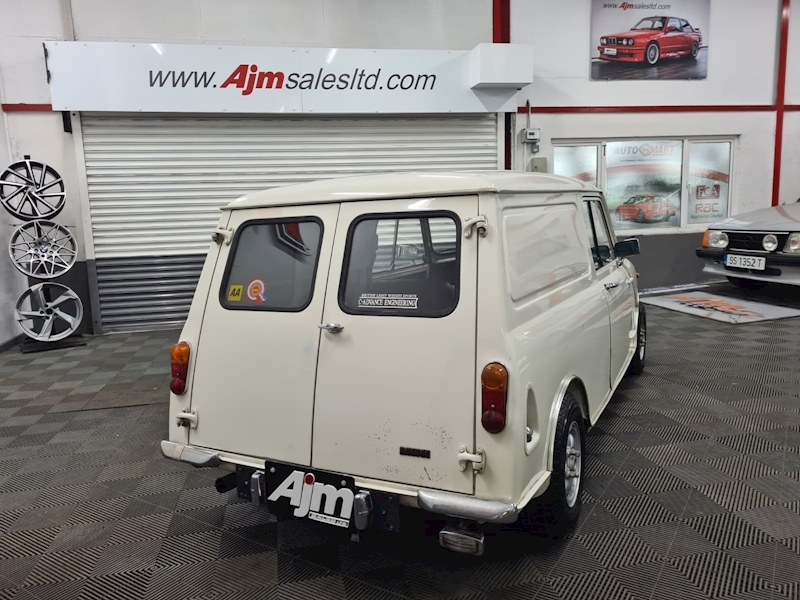 Mini Van Minivan 1275 Manual Petrol