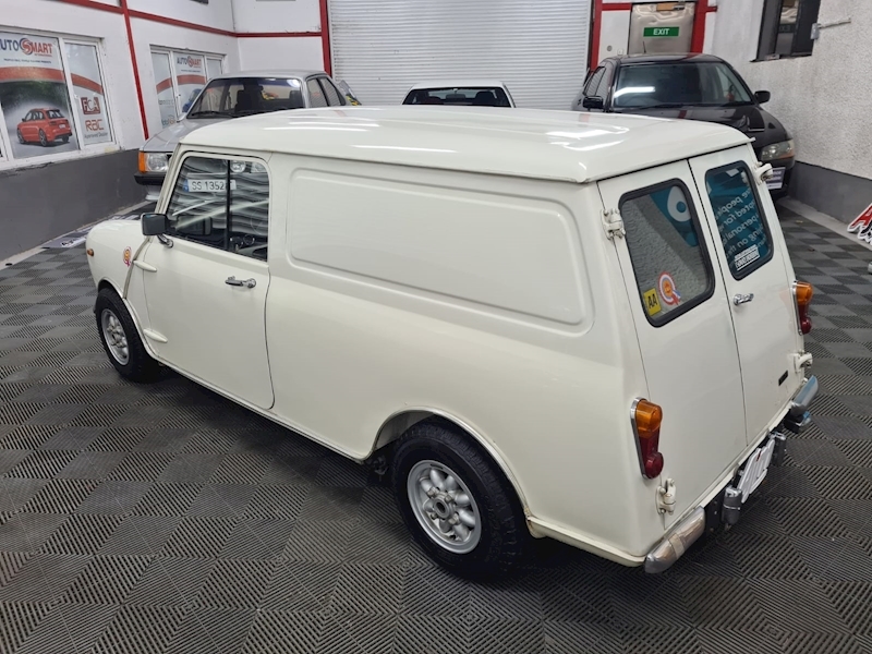 Mini Van Minivan 1275 Manual Petrol