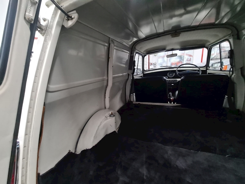 Mini Van Minivan 1275 Manual Petrol