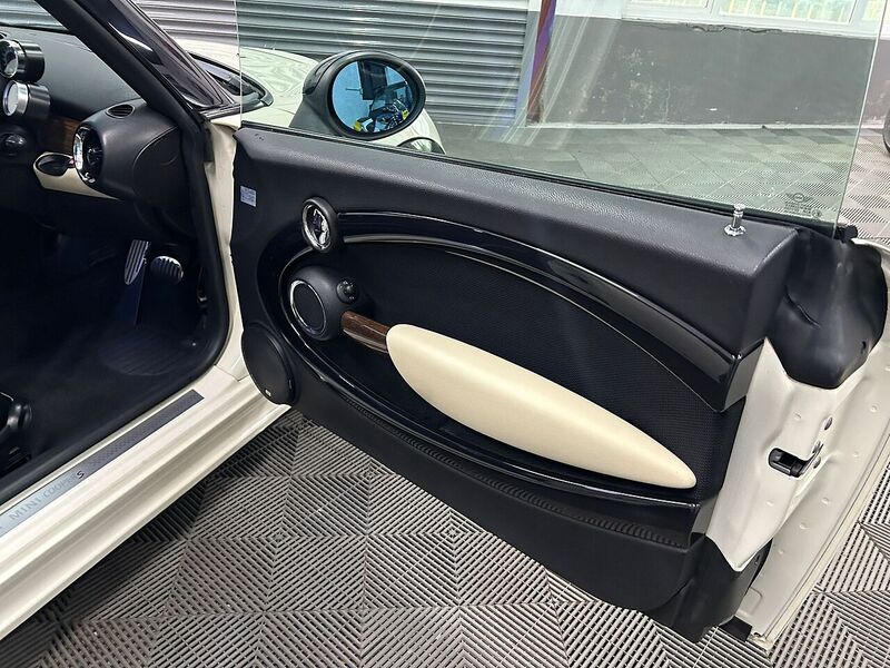 Mini Cooper S Estate 2.0 Automatic Petrol