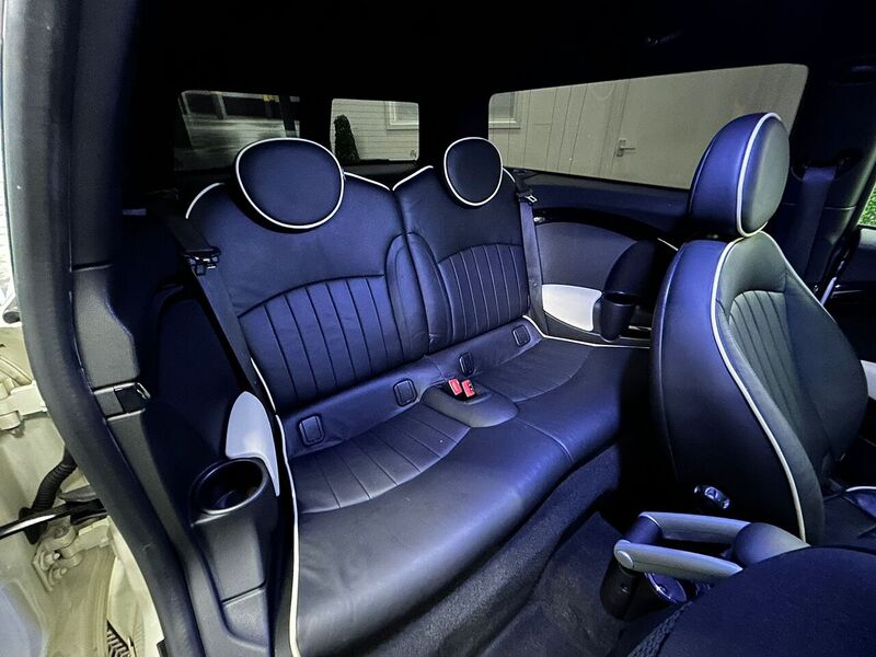 Mini Cooper S Estate 2.0 Automatic Petrol