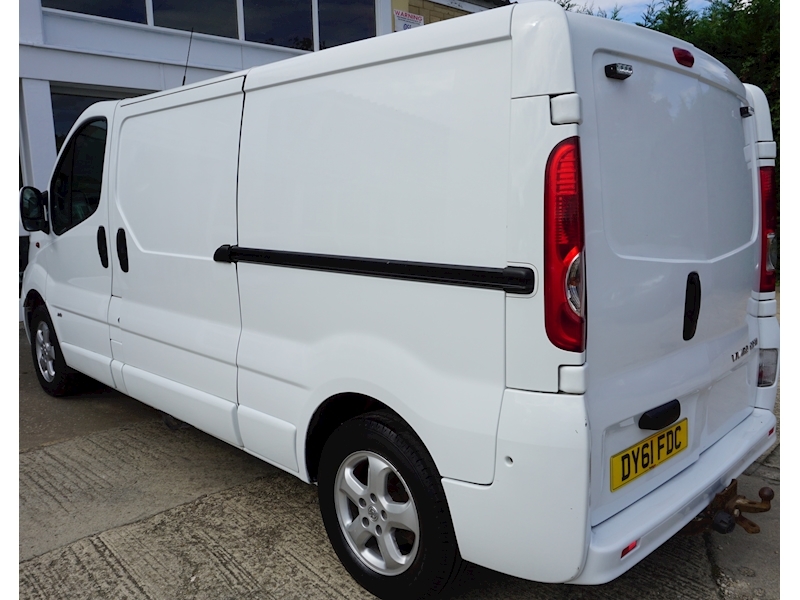 Vauxhall 2.0 CDTi Sportive 2900 Panel Van 4dr Diesel Manual LWB (Euro 4, LWB) (195 g/km, 113 bhp)