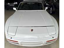 Porsche 944  