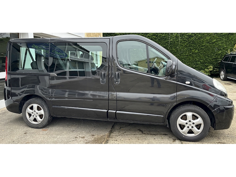 Renault Trafic  MPV 2.0 Automatic Diesel