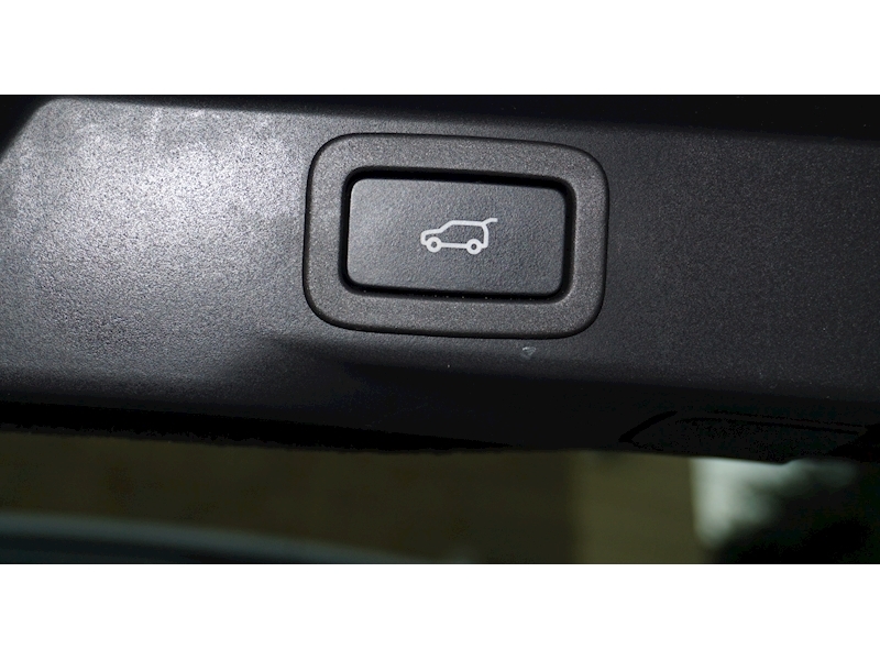 Land Rover Range Rover Sport 3.0 SD V6 HSE SUV 5dr Diesel Auto 4WD (s/s) (306 ps)