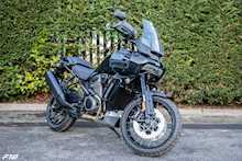 Harley-Davidson Pan America 1250 Special (Vivid Black) 