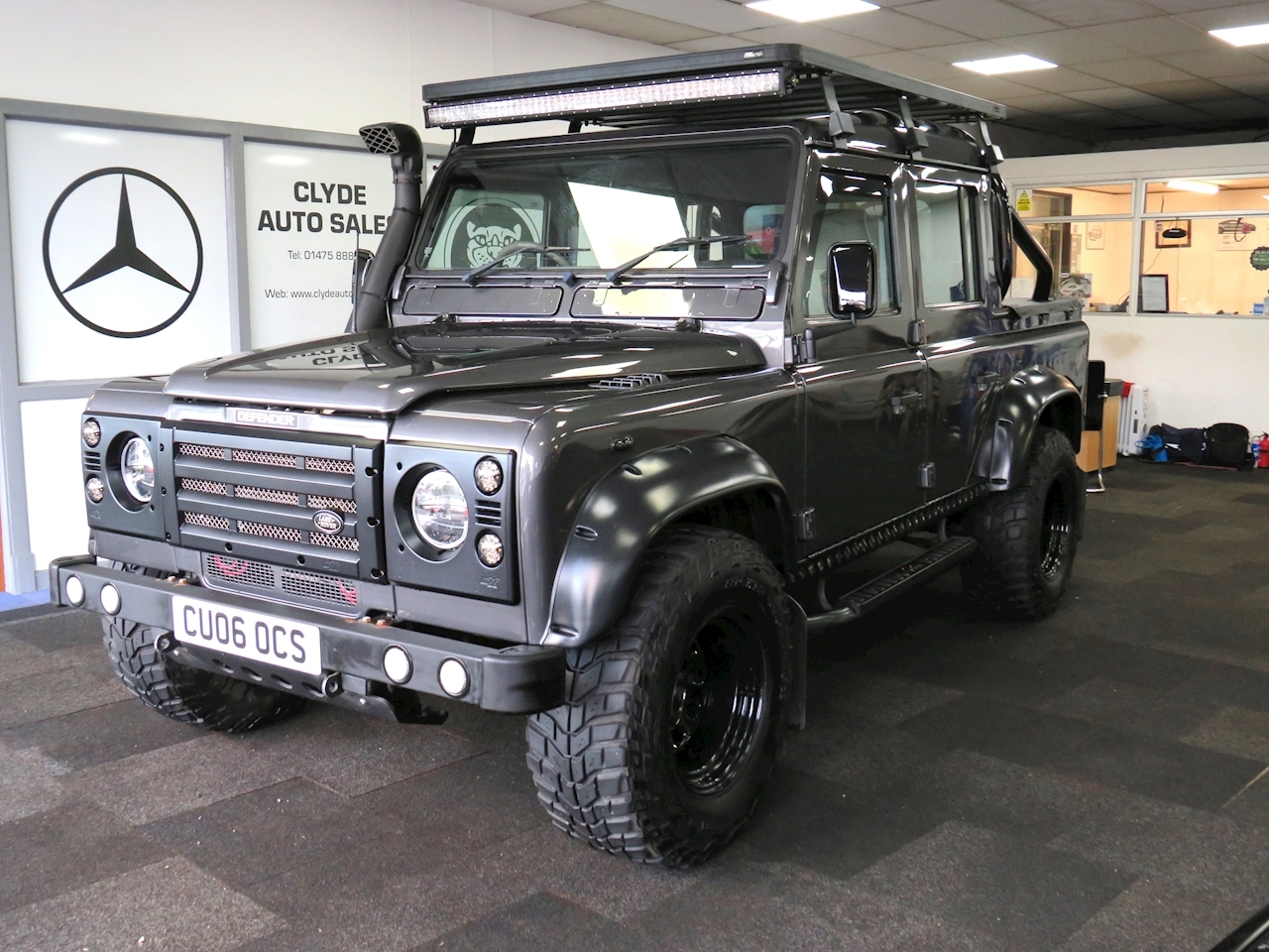 Defender 110 2.5 TD5 County Double Cab 4dr Diesel Manual (120 bhp)