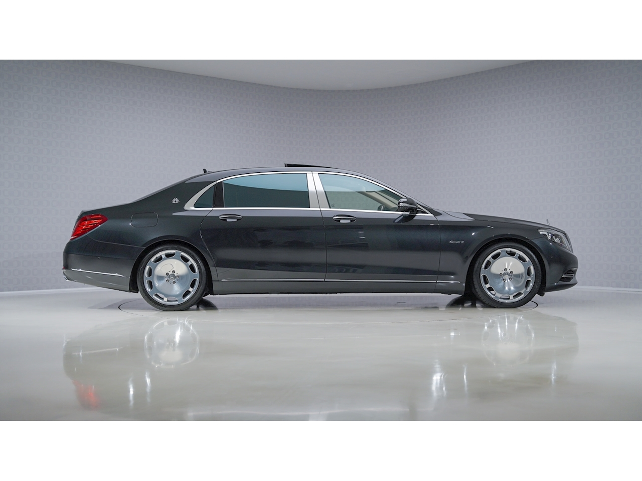 Used 2017 MercedesBenz S Class Maybach S550 4Matic For Sale (U30