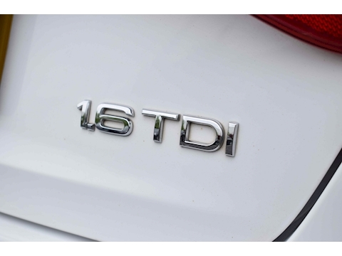 1.6 TDI Technik Convertible 2dr Diesel Manual (114 g/km, 104 bhp)