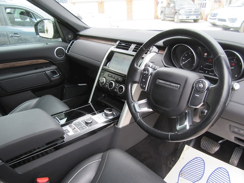 Land Rover Discovery TD V6 HSE - U374