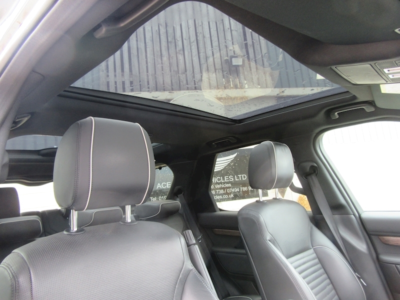 Land Rover Discovery TD V6 HSE - U374