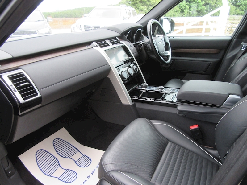 Land Rover Discovery TD V6 HSE - U374