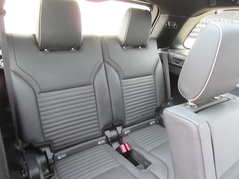 Land Rover Discovery TD V6 HSE - U374