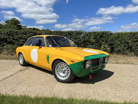 1300 Alfaholics Step-Nose 2.0 2dr Saloon Manual Petrol