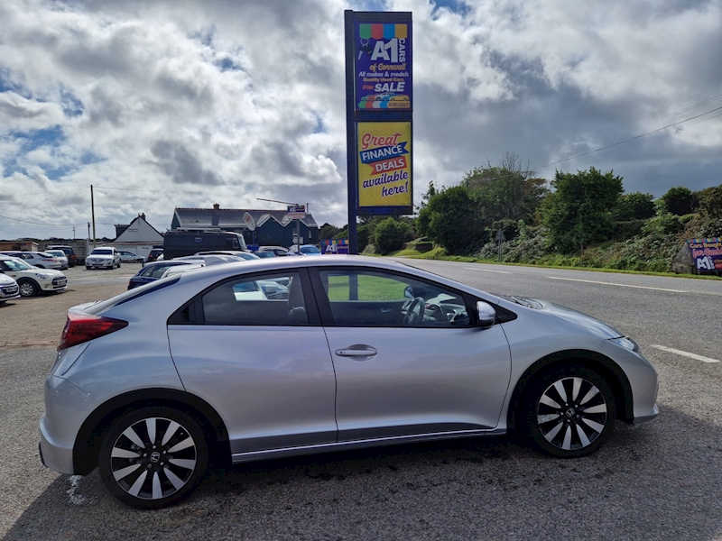 Civic 1.8 i-VTEC SE Plus Hatchback 5dr Petrol Manual Euro 5 (s/s) (142 ps)