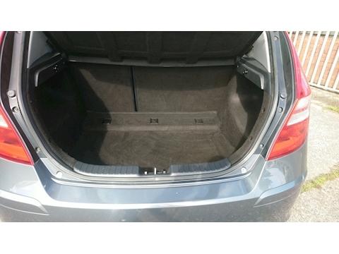 1.6 CRDi Comfort Hatchback 5dr Diesel Manual (119 g/km, 115 bhp)