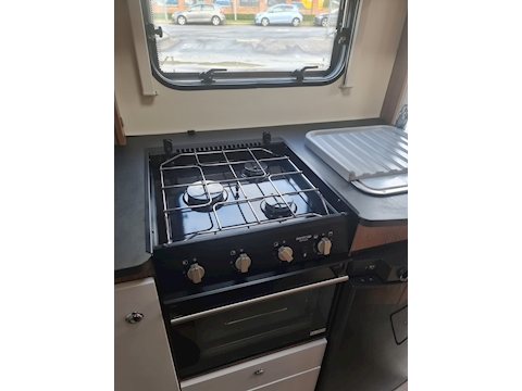 Advance 74-4 Peugeot Boxer 2.0 130 BlueHDI