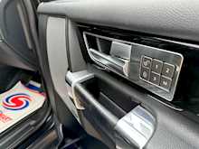 Land Rover Discovery 4 SD V6 HSE 