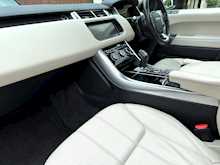 Land Rover Range Rover Sport SD V6 HSE 